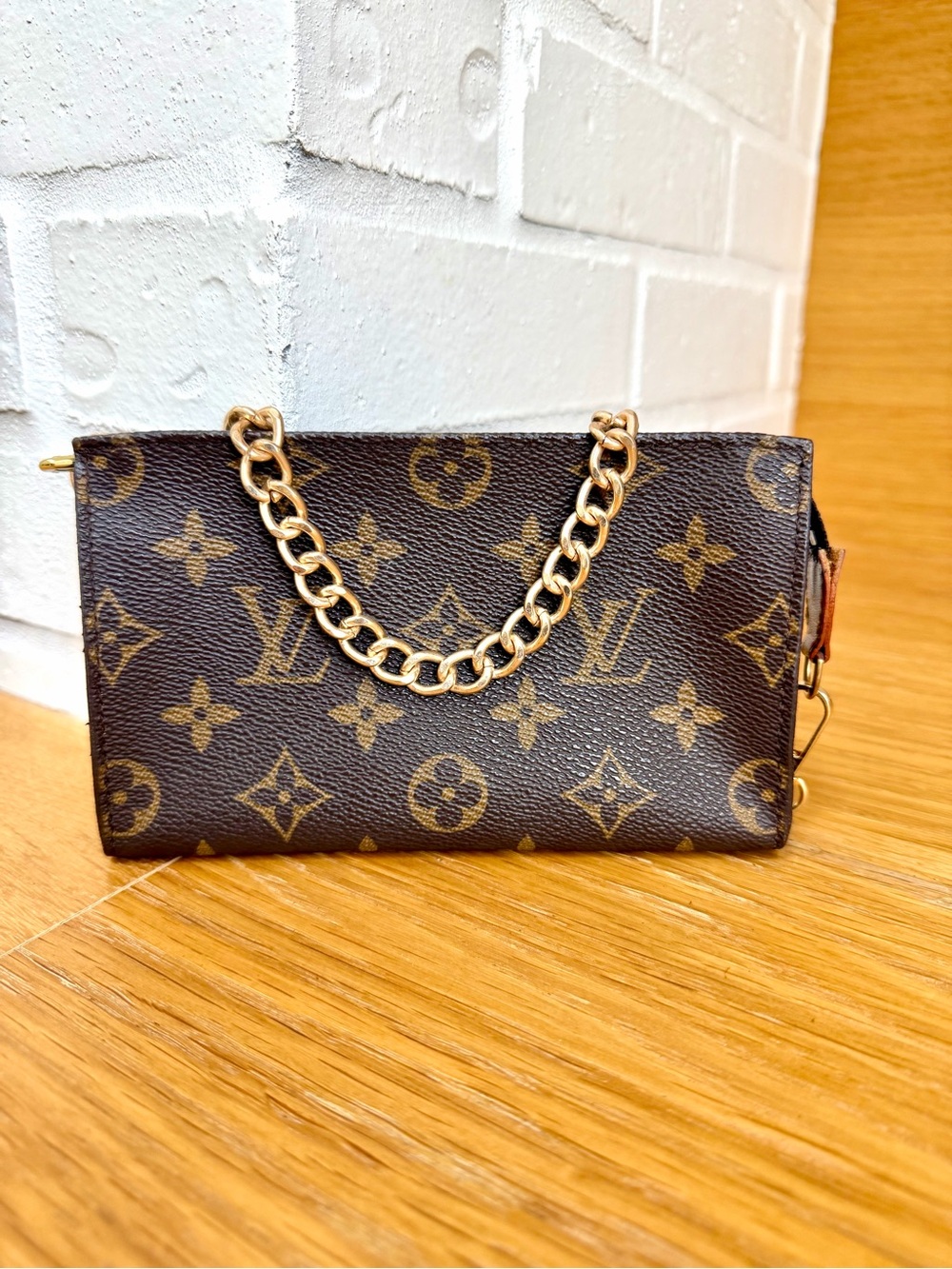 Louis Vuitton Authentic Vintage Monogram Pochette Accessoire